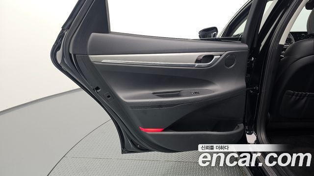 Hyundai Grandeur (IG) 3.0 LPi Rent Car Modern 2023 — фото 25