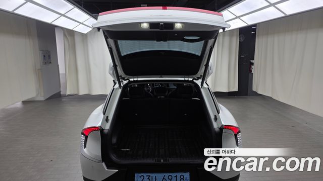 Kia EV6 Long Range 4WD Air 2022 — фото 17