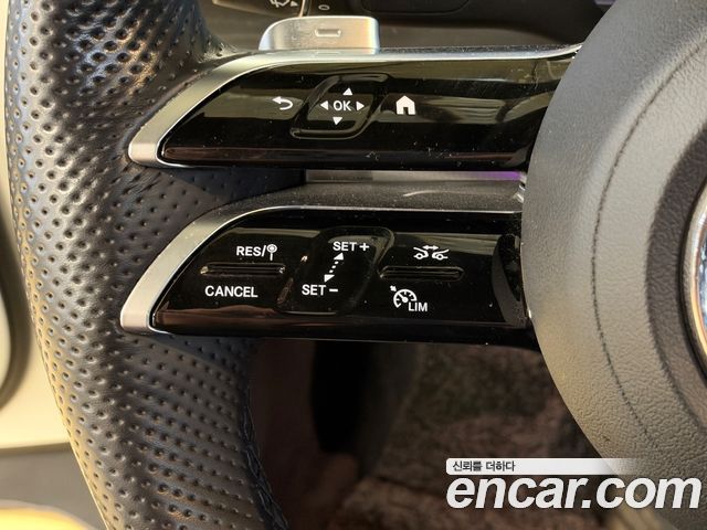 Mercedes-Benz E-Class (W213) E220d 4MATIC AMG Line 2021 — фото 17