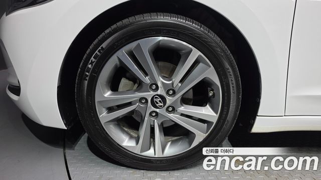 Hyundai Avante (AD) 1.6 GDI Value Plus 2018 — фото 5