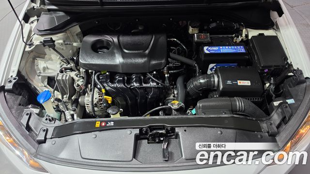 Hyundai Avante (AD) 1.6 GDI Value Plus 2018 — фото 6