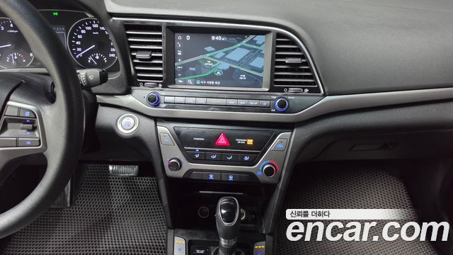 Hyundai Avante (AD) 1.6 GDI Value Plus 2018 — фото 14
