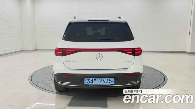 Mercedes-Benz EQB (X243) EQB300 4MATIC Progressive 2026 — фото 3
