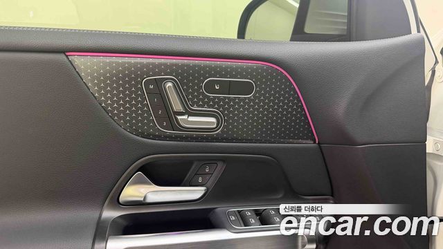 Mercedes-Benz EQB (X243) EQB300 4MATIC Progressive 2026 — фото 23