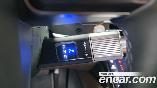 Hyundai Grandeur (GN7) 2,5 Gasoline 2WD Premium 2024 — фото 9