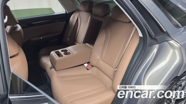 Hyundai Grandeur (GN7) 2,5 Gasoline 2WD Premium 2024 — фото 12
