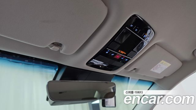Hyundai Grandeur (GN7) 2,5 Gasoline 2WD Premium 2024 — фото 17