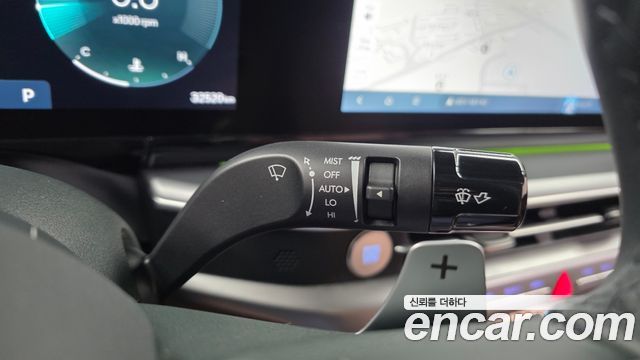 Hyundai Grandeur (GN7) 2,5 Gasoline 2WD Premium 2024 — фото 19