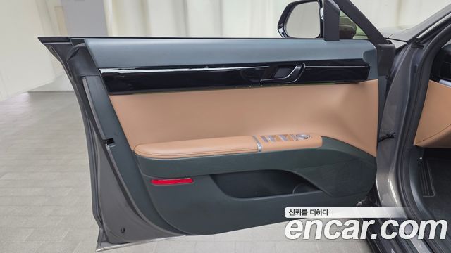 Hyundai Grandeur (GN7) 2,5 Gasoline 2WD Premium 2024 — фото 24