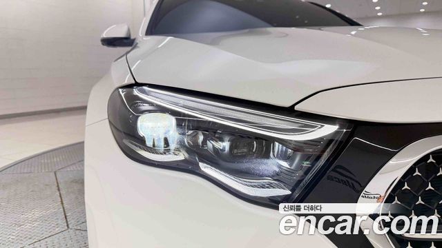 Mercedes-Benz E-Class (W214) E300 4MATIC AMG Line 2025 — фото 9