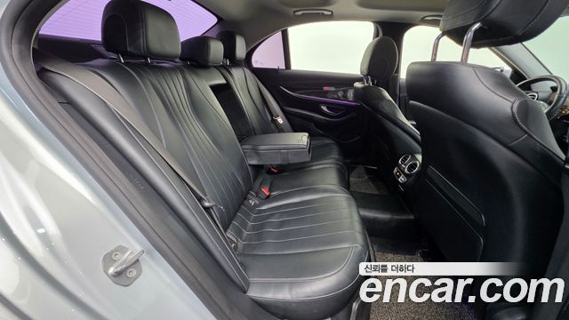 Mercedes-Benz E-Class (W213) E400 4MATIC Exclusive 2017 — фото 19