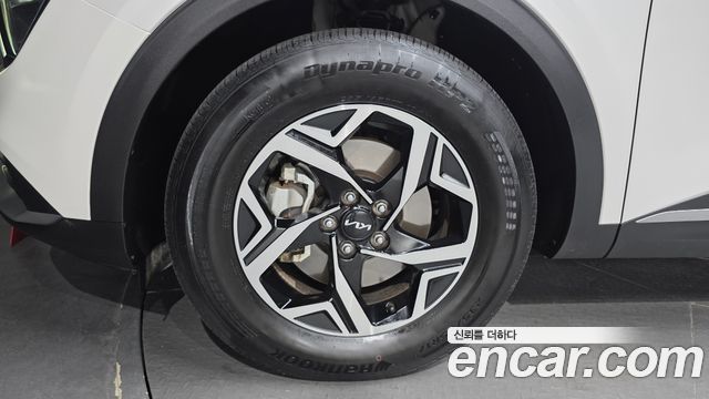 Kia Sportage (V) Gasoline 1.6 Turbo 2WD Prestige 2024 — фото 5