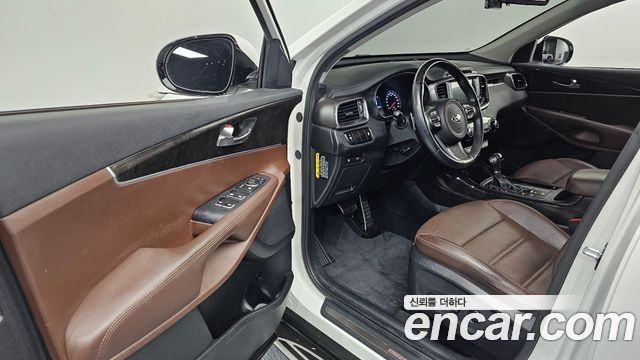 Kia Sorento Diesel 2.0 2WD Noblesse 2017 — фото 10