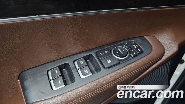 Kia Sorento Diesel 2.0 2WD Noblesse 2017 — фото 12