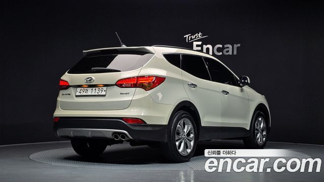 Hyundai Santa Fe (DM) Diesel(e-VGT) 2.2 2WD Exclusive 2013 — фото 2