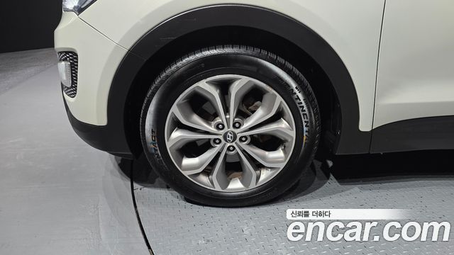 Hyundai Santa Fe (DM) Diesel(e-VGT) 2.2 2WD Exclusive 2013 — фото 5