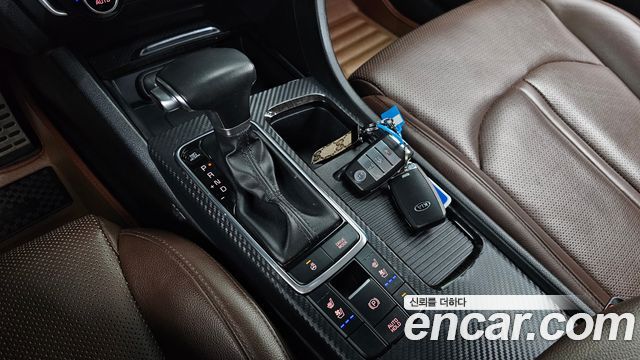 Kia K5 (II) 2.0 Turbo SX Noblesse special 2016 — фото 9