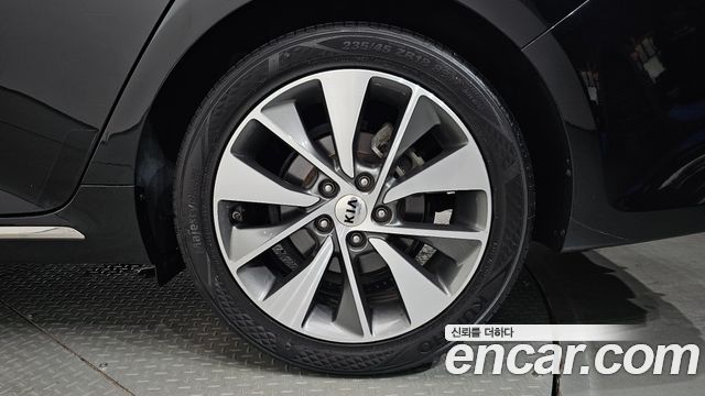 Kia K5 (II) 2.0 Turbo SX Noblesse special 2016 — фото 27