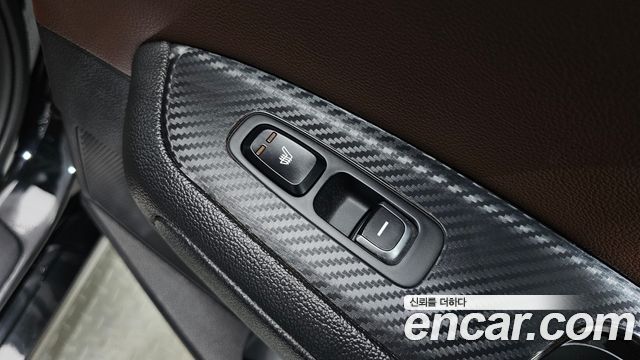 Kia K5 (II) 2.0 Turbo SX Noblesse special 2016 — фото 36