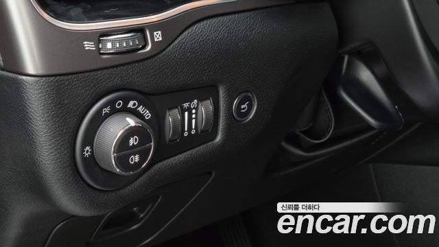Jeep Cherokee (KL) 2.4 Limited 2WD 2020 — фото 17