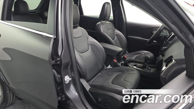 Jeep Cherokee (KL) 2.4 Limited 2WD 2020 — фото 26
