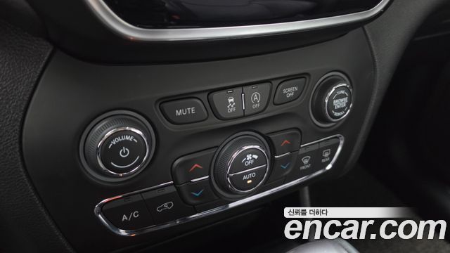 Jeep Cherokee (KL) 2.4 Limited 2WD 2020 — фото 29
