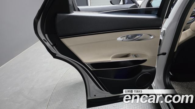 Genesis GV70 2.2 Diesel 2WD 2021 — фото 25