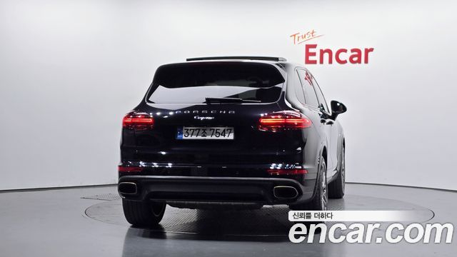 Porsche Cayenne 3.0 Diesel Platium Edition 958 2017 — фото 4
