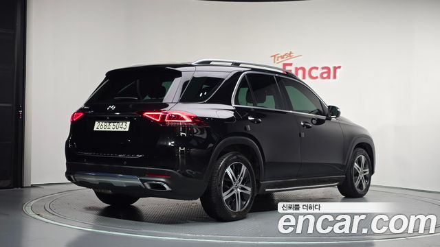 Mercedes-Benz GLE-Class (W167) GLE300d 4MATIC 2019 — фото 2