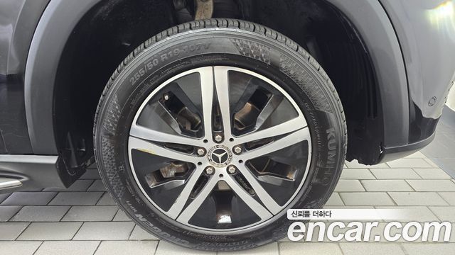 Mercedes-Benz GLE-Class (W167) GLE300d 4MATIC 2019 — фото 21