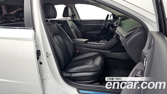Hyundai Sonata (DN8) 2.0 LPG(rental car) Smart 2022 — фото 11