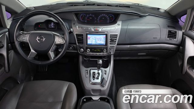 KG Mobility (SsangYong) Korando Turismo 2WD Extreme 9-seater 2015 — фото 7