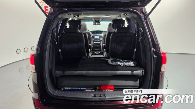 KG Mobility (SsangYong) Korando Turismo 2WD Extreme 9-seater 2015 — фото 20