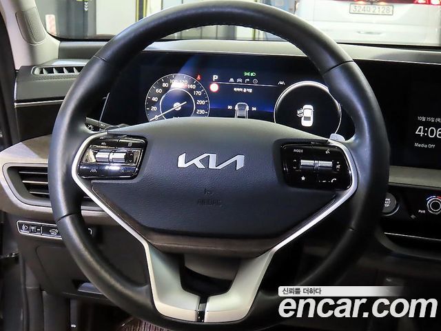 Kia K8 2.5 Gasoline 2WD Noblesse 2024 — фото 8