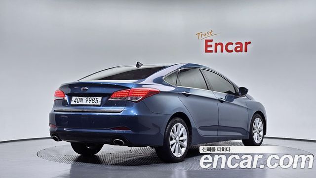 Hyundai i40 Saloon 1.7 VGT Modern 2012 — фото 2