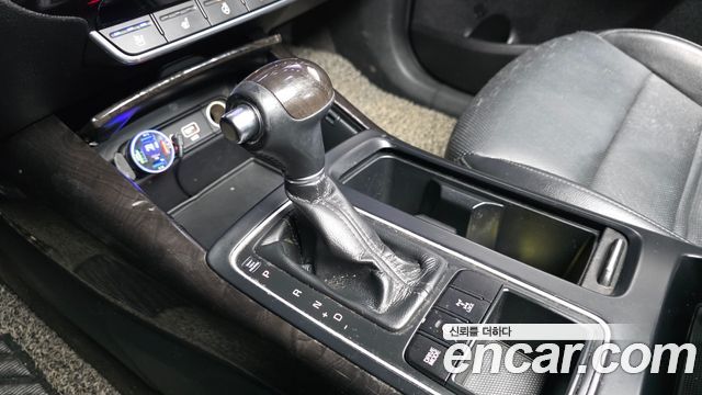 Kia Sorento Diesel 2.0 4WD Prestige 2016 — фото 9