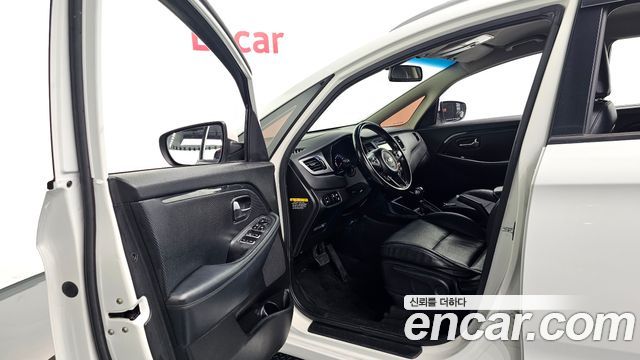 Kia Carens 2.0 LPi Prestige 2014 — фото 10