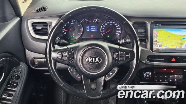 Kia Carens 2.0 LPi Prestige 2014 — фото 15