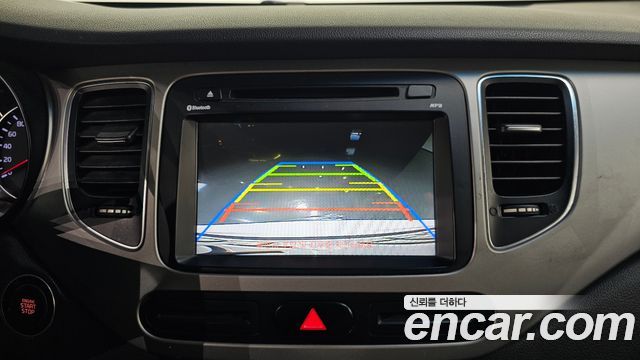 Kia Carens 2.0 LPi Prestige 2014 — фото 19