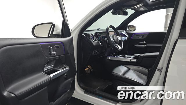 Mercedes-Benz EQB (X243) EQB300 4MATIC AMG Line 2023 — фото 10