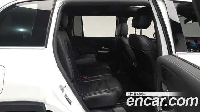 Mercedes-Benz EQB (X243) EQB300 4MATIC AMG Line 2023 — фото 11