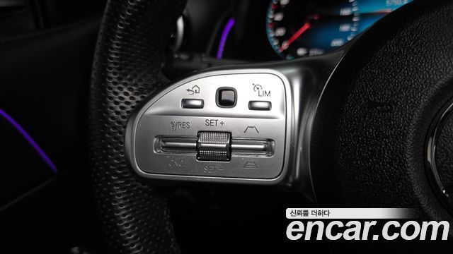 Mercedes-Benz EQB (X243) EQB300 4MATIC AMG Line 2023 — фото 17
