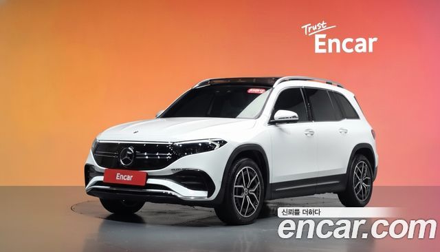 Mercedes-Benz EQB (X243) EQB300 4MATIC AMG Line