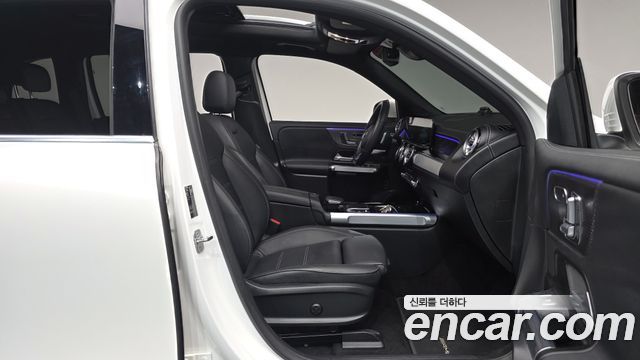 Mercedes-Benz EQB (X243) EQB300 4MATIC AMG Line 2023 — фото 26