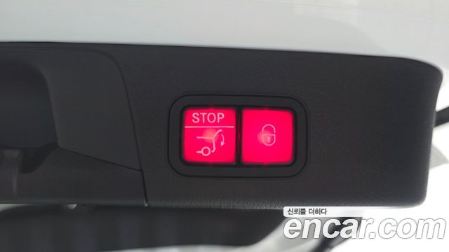 Mercedes-Benz EQB (X243) EQB300 4MATIC AMG Line 2023 — фото 27