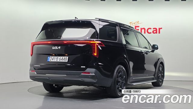 Kia Carnival (IV) HEV 7seater Gravity 2025 — фото 2