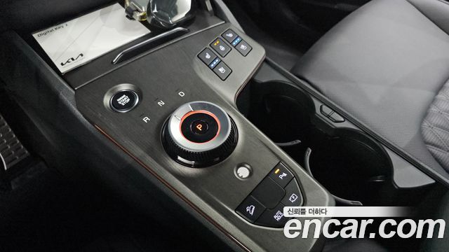 Kia Sportage Hybrid (V) HEV 1.6 2WD Signature X Line 2025 — фото 9
