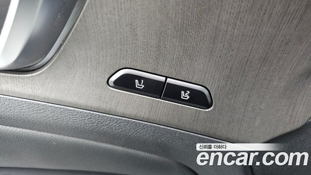 Kia Sportage Hybrid (V) HEV 1.6 2WD Signature X Line 2025 — фото 16