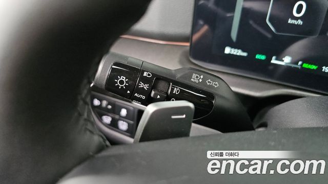 Kia Sportage Hybrid (V) HEV 1.6 2WD Signature X Line 2025 — фото 33