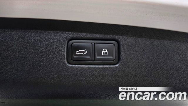 Genesis GV70 2.2 Diesel AWD 2021 — фото 18